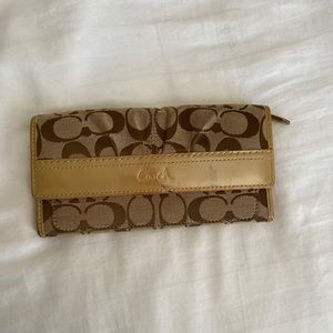 Coach wallet